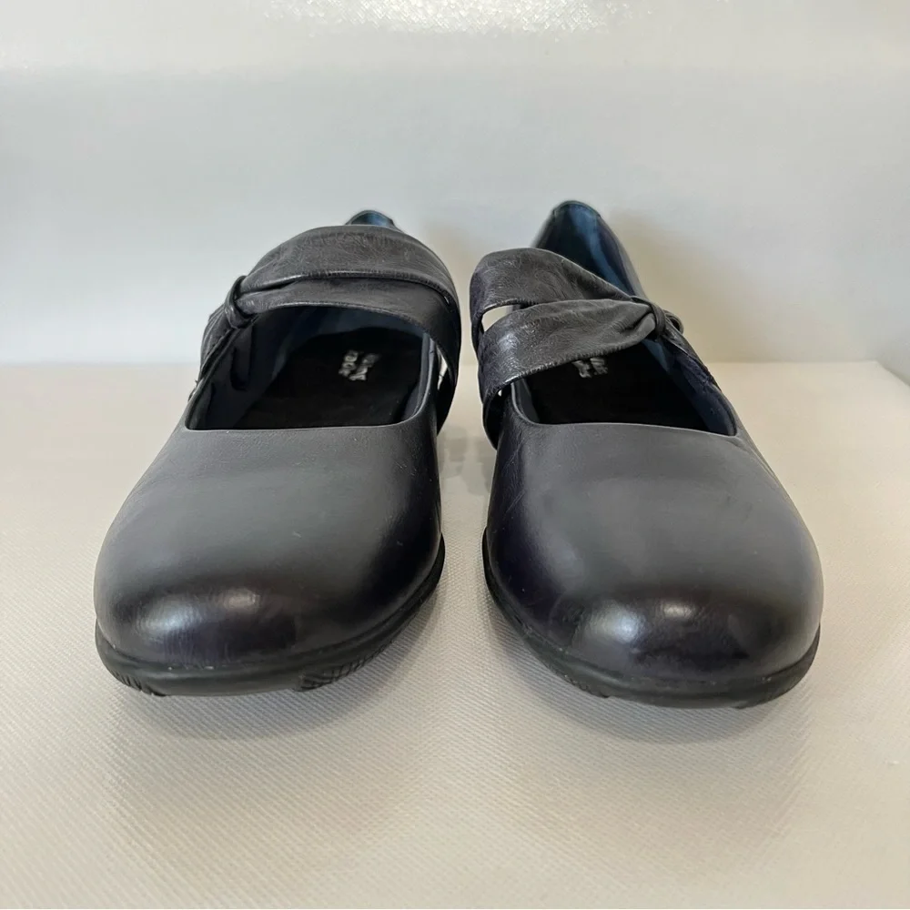 Walking Cradles Navy Blue Mary Jane Flats SLIM